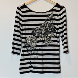 EUC White House Black Market‎ striped embroidered rhinestone embellished blouse